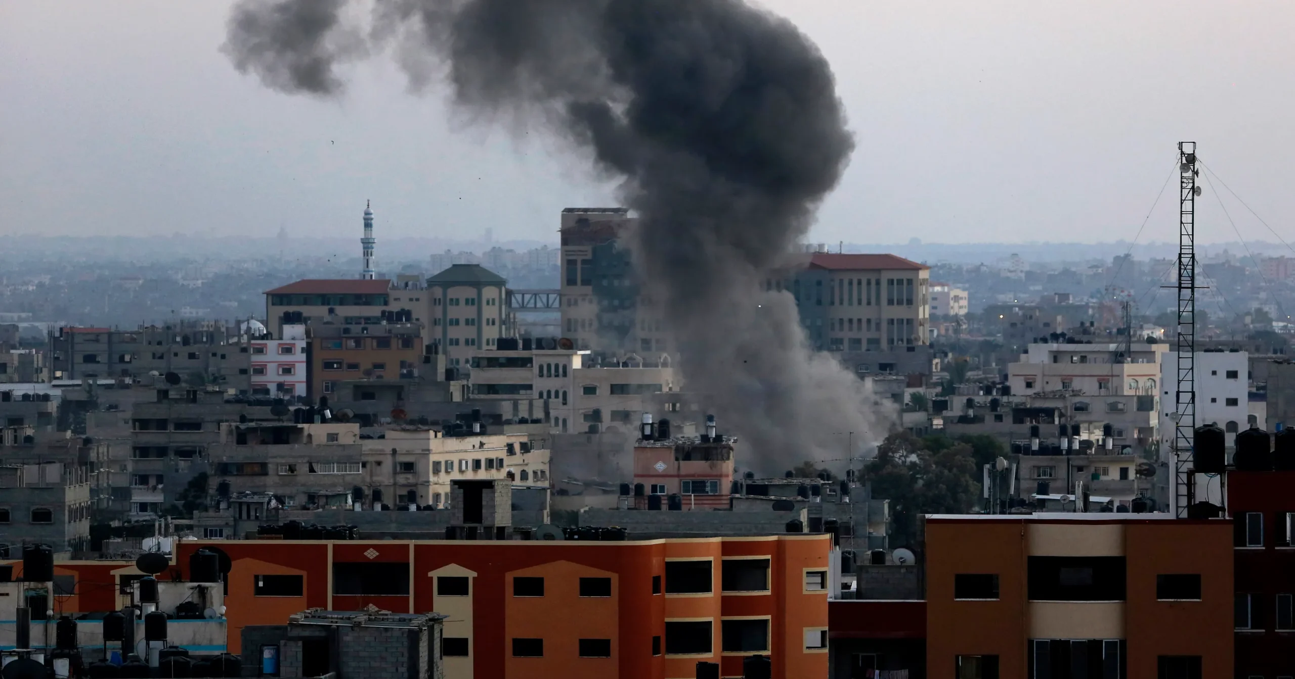 Controversy Surrounds Ceasefire Talks as Hamas Reacts to Israeli Strikes