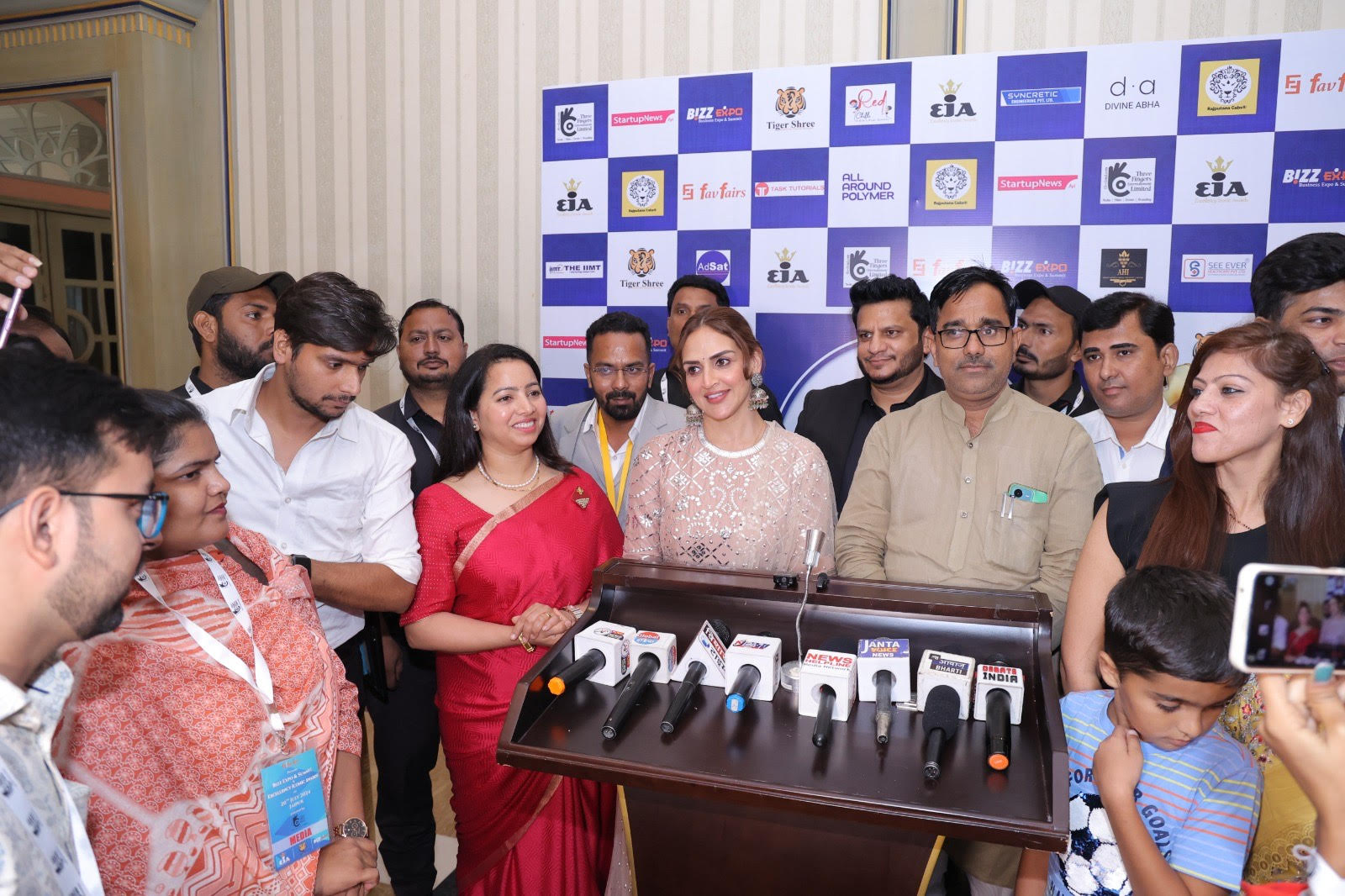 Esha Deol Shines at Jaipur’s Bizz Expo & Summit 2024