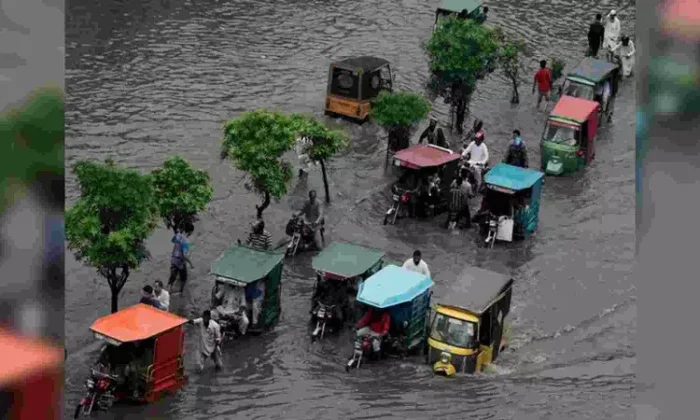 Five Killed as Torrential Rains Cause Severe Flooding in Sindh